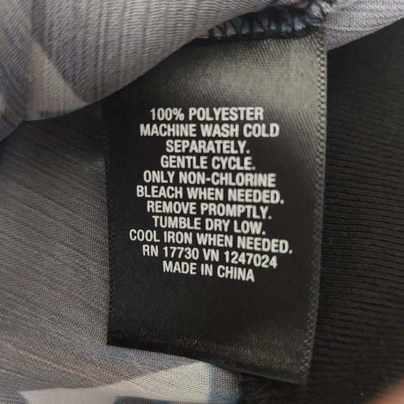 Mossimo Oversize Sheer Geometric Pattern Long Sleeve Women's Medium - Picture 7 of 9